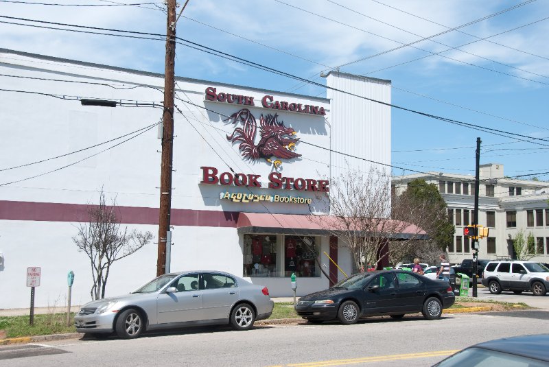 USC040409-4601.jpg - South Carolina Book Store