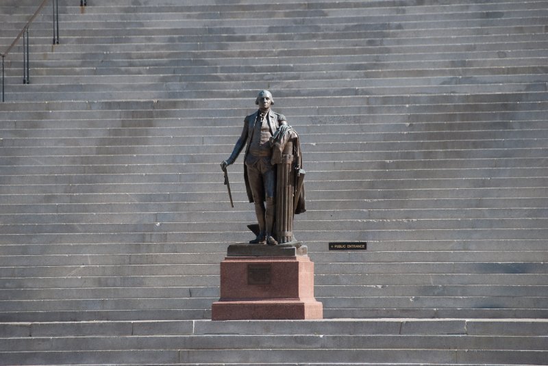 USC040409-4650.jpg - South Carolina State House