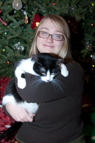 DSC_0528.jpg - Liz and Monster Kitty