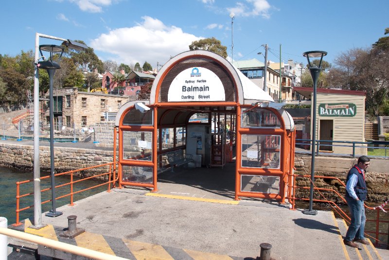 Sydney090109-9071.jpg - Sydney Ferries Balmain Stop, Darling Street.