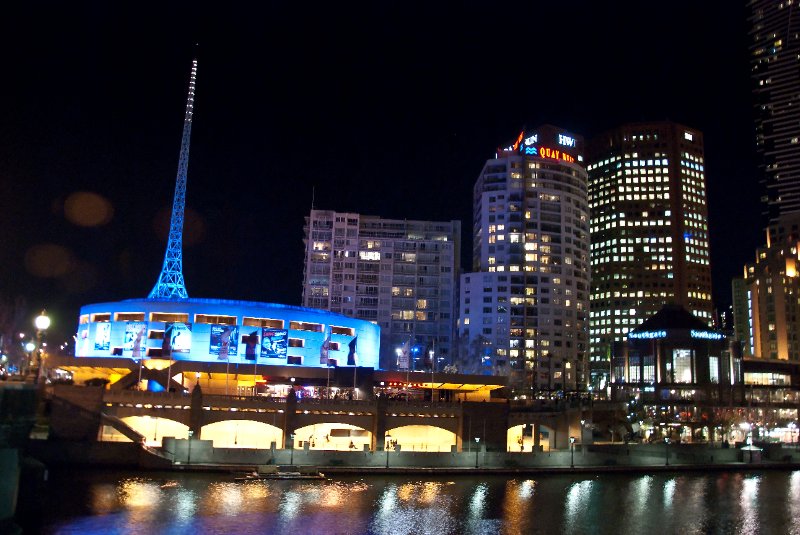 Melbourne090409-9449nn.jpg - Hammer Hall, The spire of The Arts Centre (left). Yarra River.  View looking South from the Princes Bridge