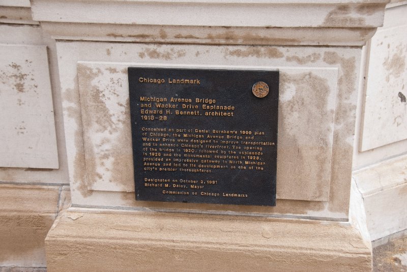 Chicago042809-5800.jpg - Michigan Avenue Bridge