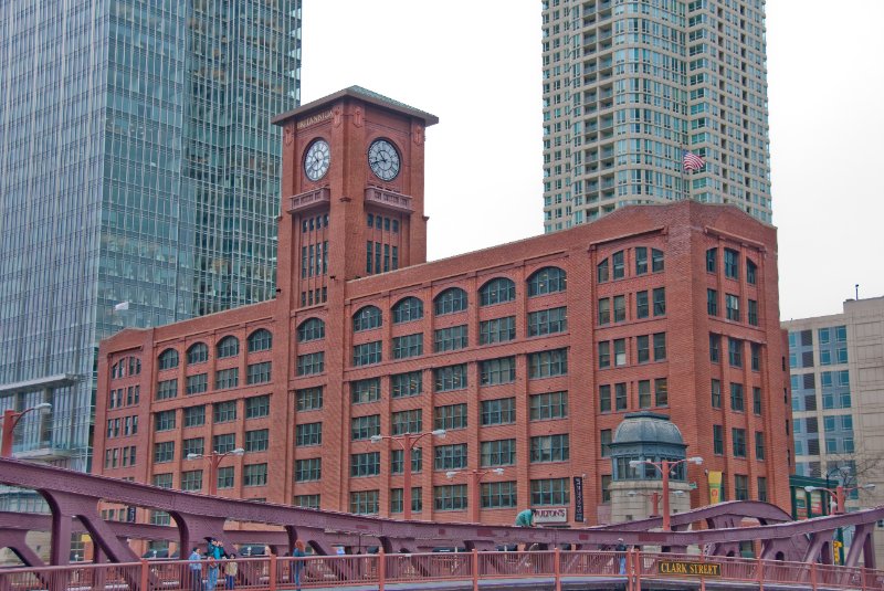 Chicago042809-5886.jpg - Reid-Murdoch Center, Home of Encyclopedia Britannica