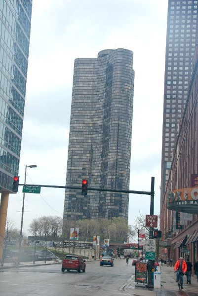 Chicago050109-6219.jpg - Lake Point Tower