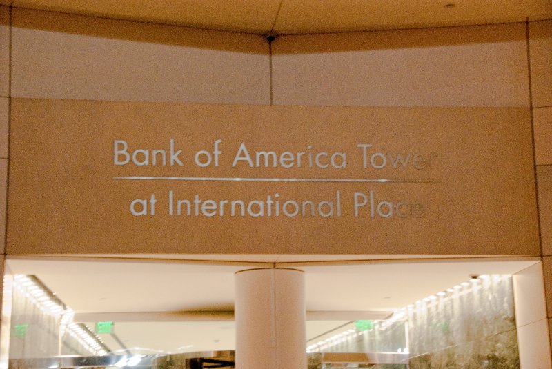 Miami041509-4884.jpg - Bank of America Tower