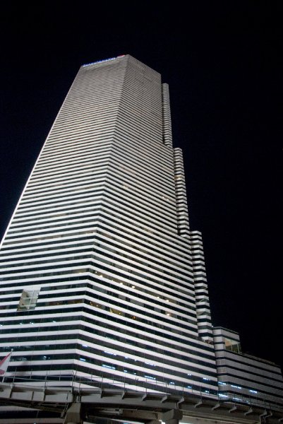 Miami041509-4888.jpg - Walking Through Downtown Miami