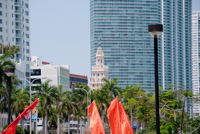 Miami041509-5037.jpg - Freedom Tower on NE 2nd Avenue
