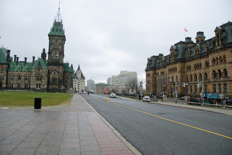 DSC_0263.jpg - The East Block of Parliament Hill (left), Wellington Street, looking East), Langevin Block (right)