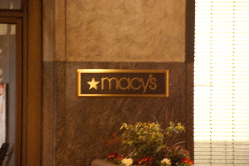 Seattle031509-4047.jpg - Macy's Pine Street Entrance