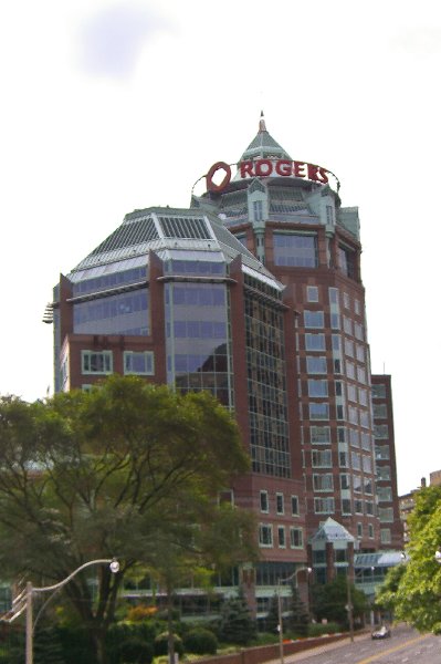 Toronto092409-1982.jpg - Roger's Building