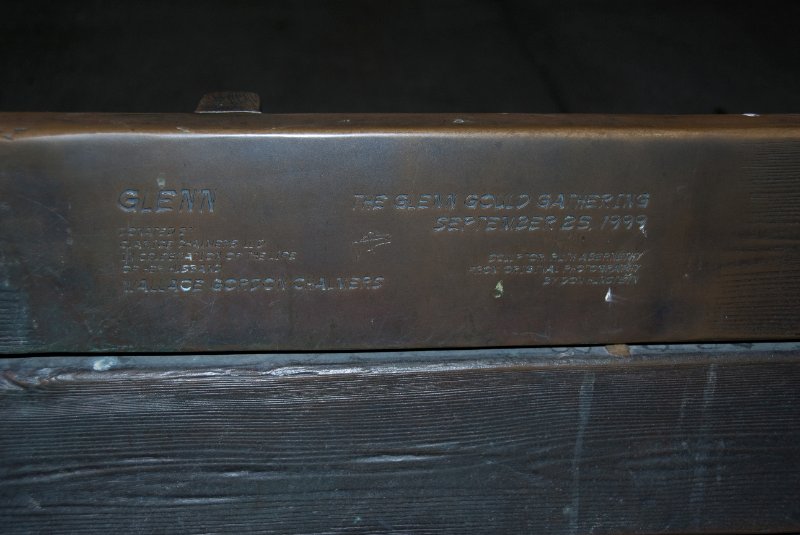 DSC_0338.jpg - Glenn.  Donated by Clarice Chalmers LL. D. In celebration of the life of her husband Wallace Gordon Chalmers.The Glenn Gould Gathering September 25, 1999.Sculptor: Ruth Abernathy from orignal photography by Don Hunstein