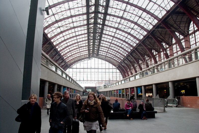 Antwerp021610-1325.jpg - Antwerp Central Train Station