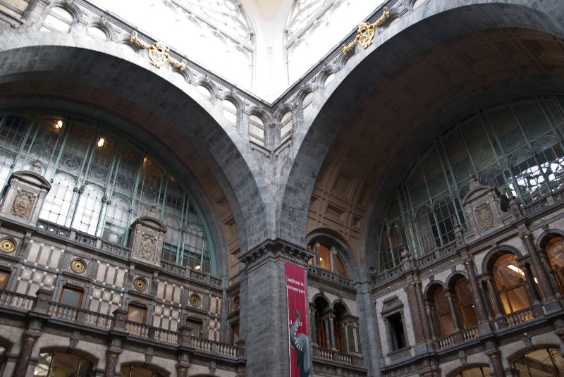 Antwerp021610-1326.jpg - Antwerp Central Train Station