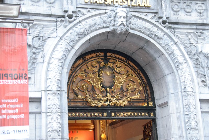 Antwerp021610-1350.jpg - Stadsfeestzall Shopping Center, Meir Street