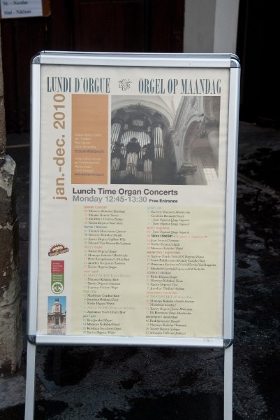 Brussels021510-1151.jpg - The "Notre-Dame du Finistere" Church: Lunch Time Organ Concerts