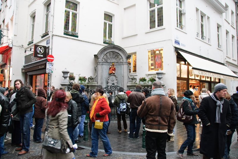 Brussels021310-0948.jpg - Manneken Pis