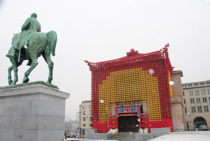 Brussels021410-0993.jpg - Europalia.China Tea House, temporary facade adorning the Dynasty building, Mont des Arts, Monument to King Albert I (left)