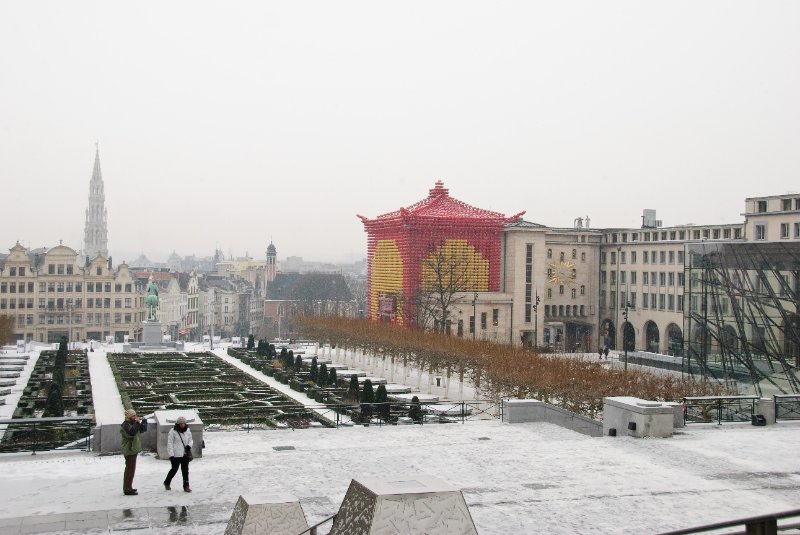 Brussels021410-1003.jpg - Mont des Arts, looking North West. Spire on the Hôtel de Ville (left background). Carillion clock (right)