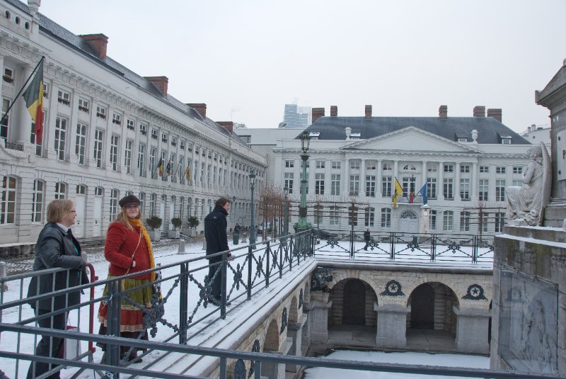 Brussels021510-1174.jpg - Looking down into burial crypt. Monument Patria (right edge). Flemish Prime Minister's Office (background). Place des Martyrs / Martyrs' Square