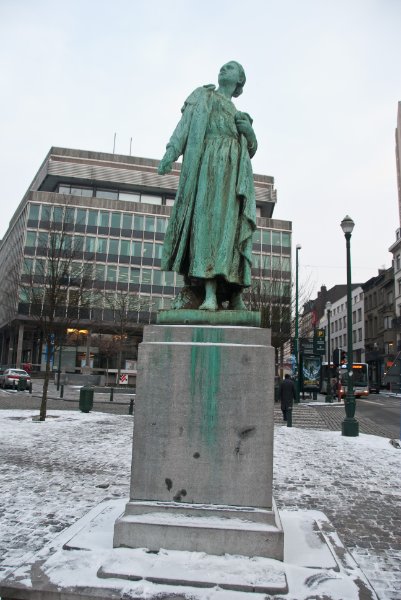 Brussels021510-1314.jpg - Gabrielle Petit Monument in Place Saint-Jean