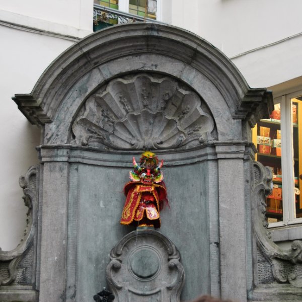 Brussels021310-0946.jpg - Manneken Pis