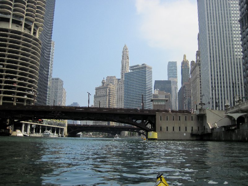 IMG_1847.jpg - View looking East at Dearborn St Bridge. Marina Tower (left edge),