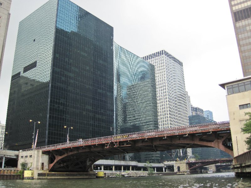 IMG_1826.jpg - North to Van Buren St Bridge. 300 South Riverside Plaza (left curved). Union Station (White, black)