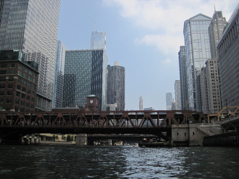 IMG_1842.jpg - 325 N Wells. 300 North LaSalle, 321 North Clark, Trump Tower, Marina Tower