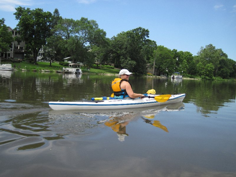 IMG_1133.jpg - Kayaking the Fox River Upstream from the Geneva Dam to Prairie Street Bridge in St Charles