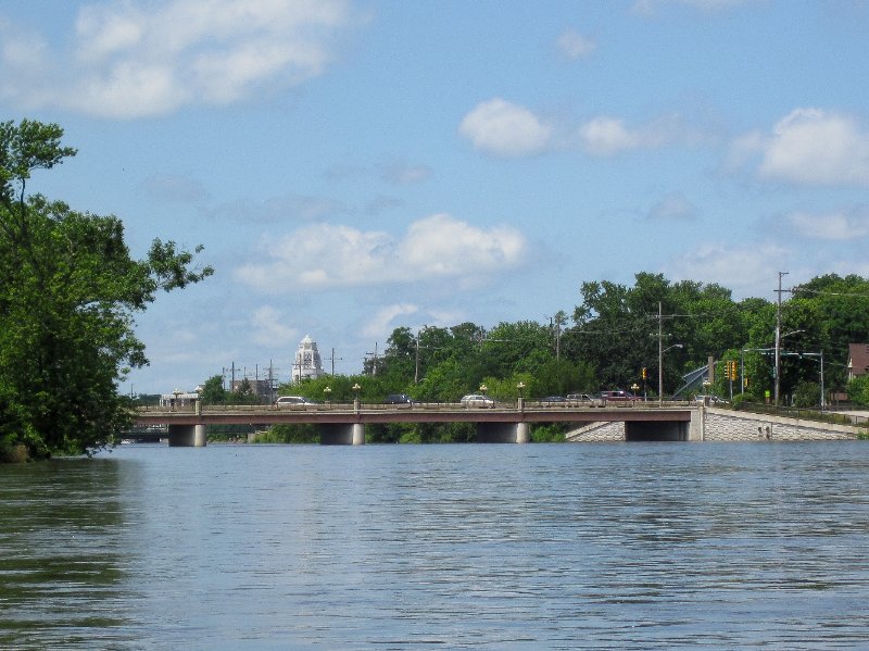 IMG_1150.jpg - Prairie Street Bridge, St. Charles Municipal Building (background center)