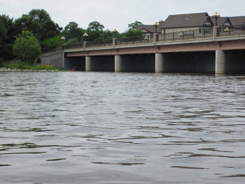 IMG_1162.jpg - Prairie Stret Bridge, starting to drift down stream
