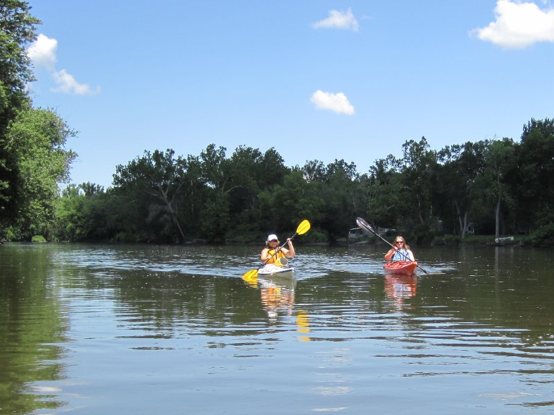 IMG_1411.jpg - Cathie and Liz