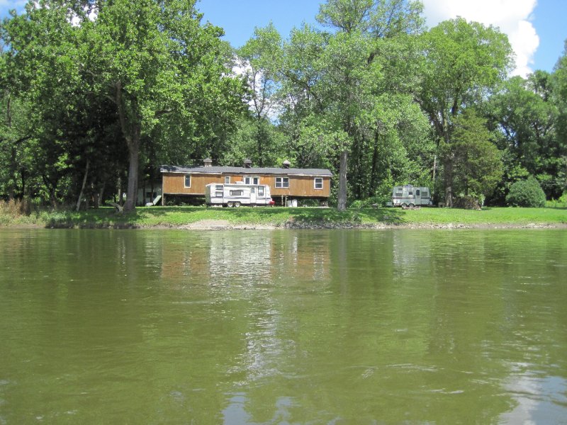 IMG_1417.jpg - River bank