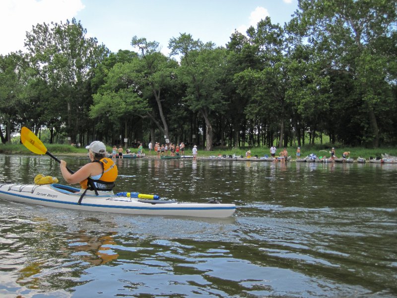 IMG_1424.jpg - Canoe rest stop