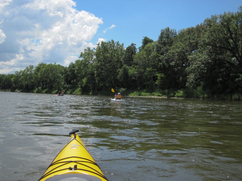 IMG_1425.jpg - Cathie, canoers ahead -- they were really good!