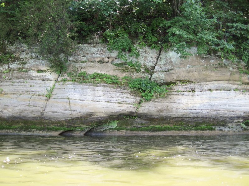 IMG_1442.jpg - St. Peters sandstone cliffs