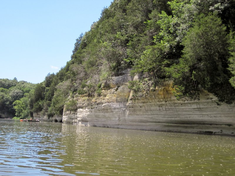 IMG_1455.jpg - St. Peters sandstone cliffs