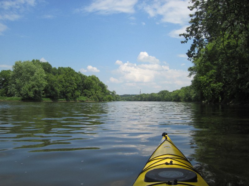 IMG_1360.jpg - Paddleing North, upstream, toward the Silver Springs State Park Boat ramp
