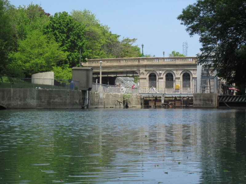 NorthShoreChannel052310-0918.jpg - The locks at Wilmette Harbour, Lake Michigan