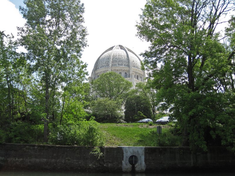 NorthShoreChannel052310-0922.jpg - The Baha'i House of Worship