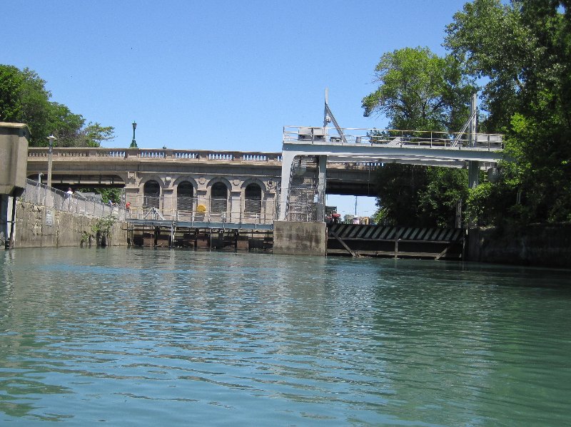 IMG_1267.jpg - Wilmette Locks at Lake Michigan