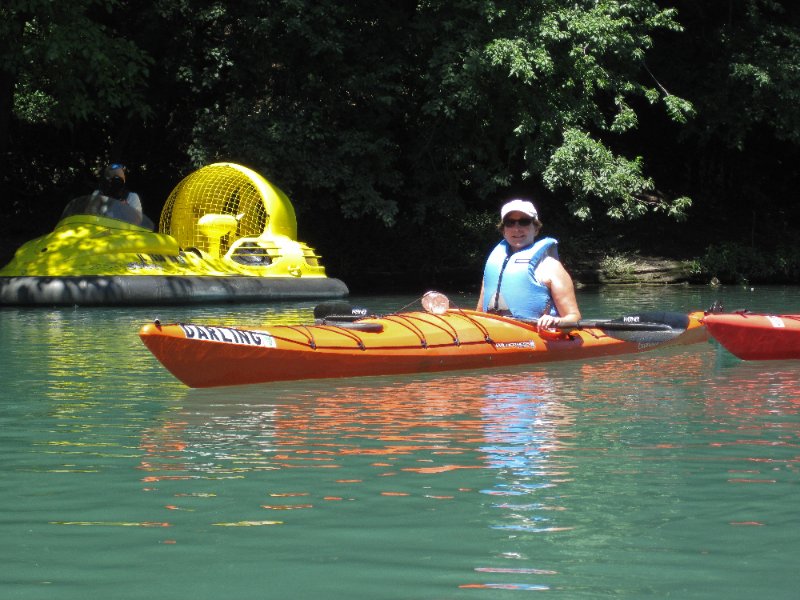 IMG_1270.jpg - Vicki and Hover Craft guy