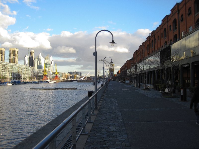 BuenosAires080210-1558.jpg - Puerto Madero, looking South
