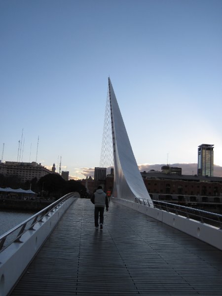BuenosAires080210-1586.jpg - Puente de la Mujer