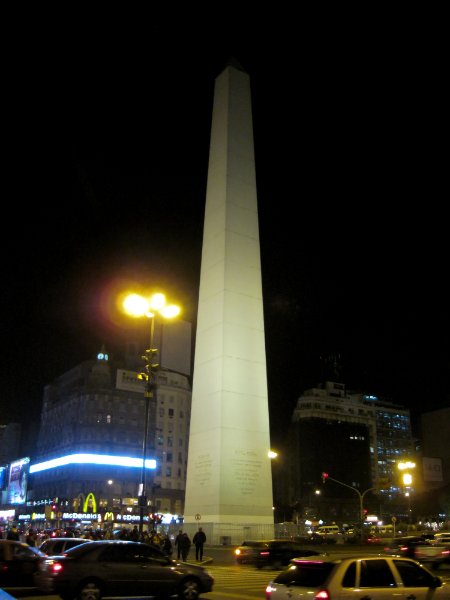 BuenosAires080210-1678nn.jpg - Obelisco