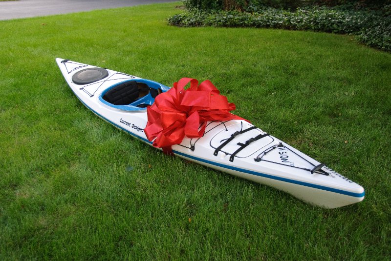 DSC_3275.jpg - Cathie's Main Birthday Present -- River Kayak