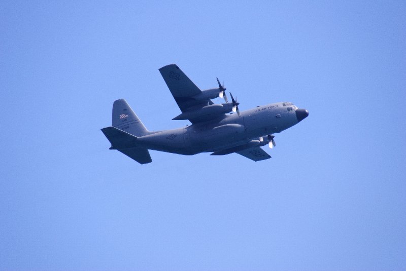 ChicagoAirShow081510-4549.jpg - US Air Force C-130 Hercules