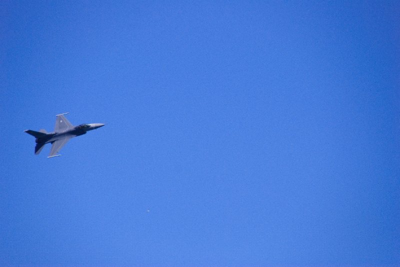 ChicagoAirShow081510-4798.jpg - Viper West F-16 Fighting Falcon Demonstration Team