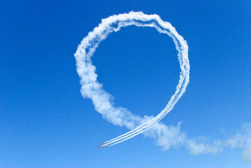 ChicagoAirShow081510-4889.jpg - Aeroshell Aerobatic Team