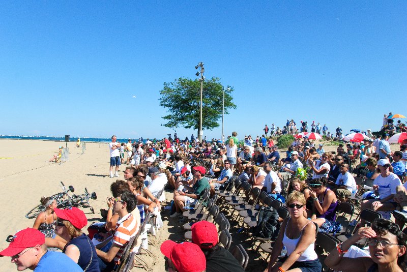 ChicagoAirShow081510-4981.jpg - Looking South along Lake Michigan, Chicago Air Show 2010